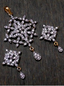 CZ Pendant With Earrings